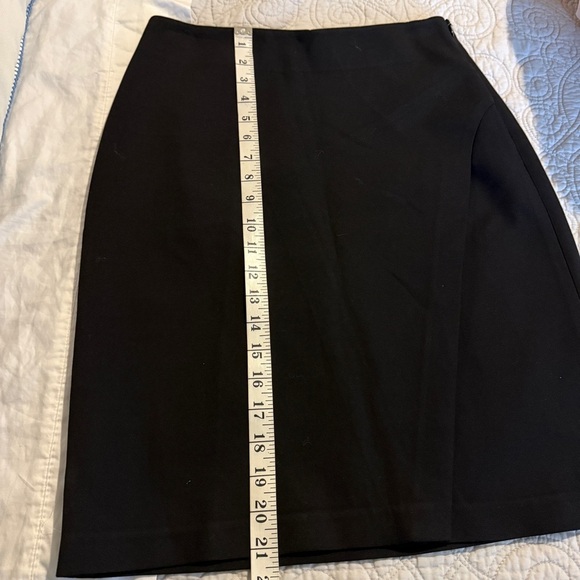 Diane Von Furstenberg Classic Black Pencil Skirt - Picture 5 of 12